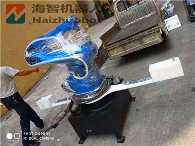 喷涂转台喷漆机器人设备发广东梅州
