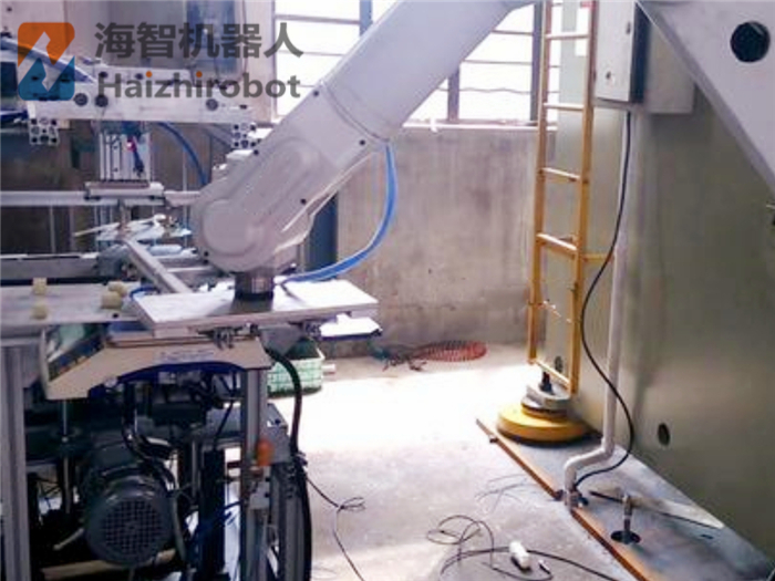 冲压送料机械手生产线重要组成--自动上料机台！