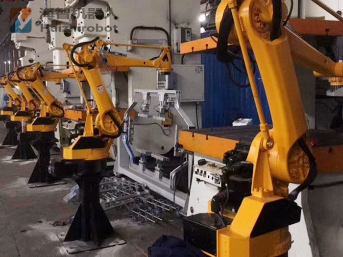 机器人冲床自动化生产！(图2)