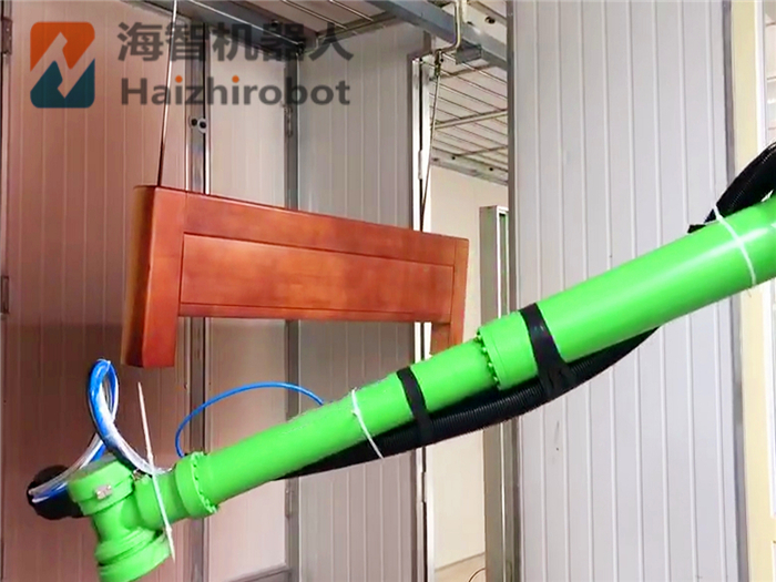 木板喷涂机器人挂线喷漆应用案例